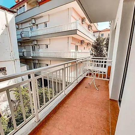 Estelle Lejlighedshotel Paralía